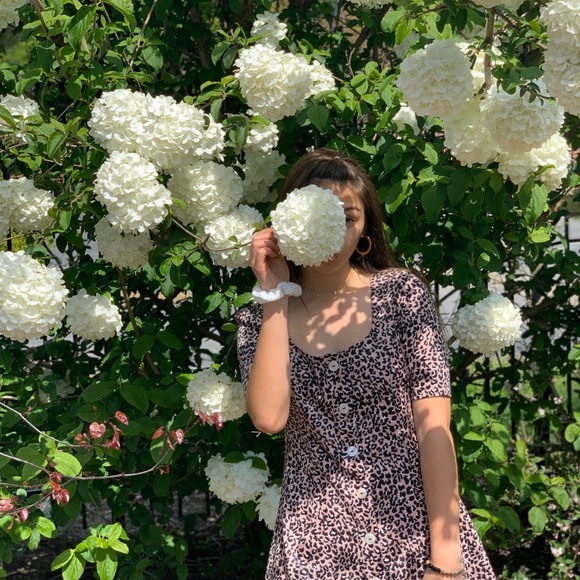 Welcome To My Closet ✨✨✨ - Picture 3 of 4